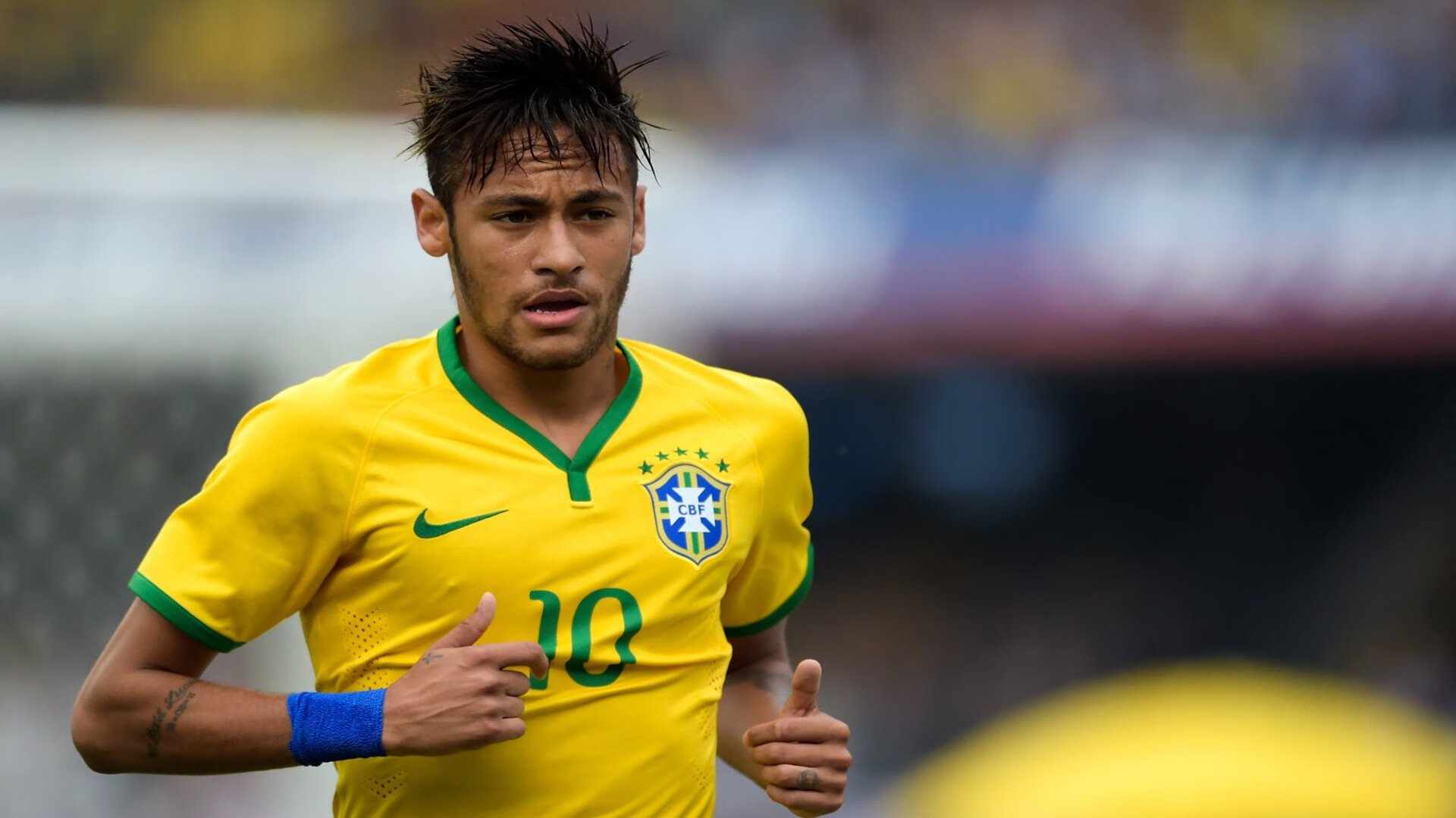 体育科技革新竞技场,智能装备与数据分析重塑运动员表现